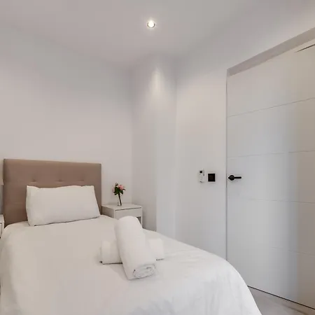 Apartment Beachside Newly Renovated - Globales Estepona