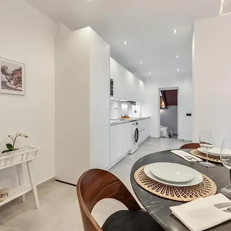 Apartment Beachside Newly Renovated - Globales *