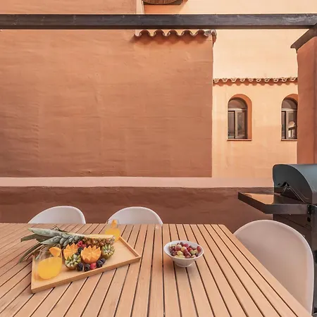 Beachside Newly Renovated - Globales Apartment