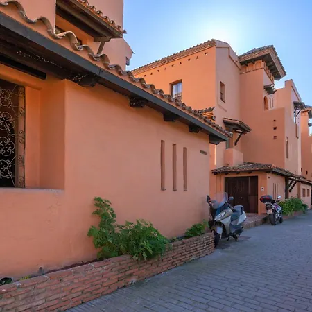 Beachside Newly Renovated - Globales * Estepona